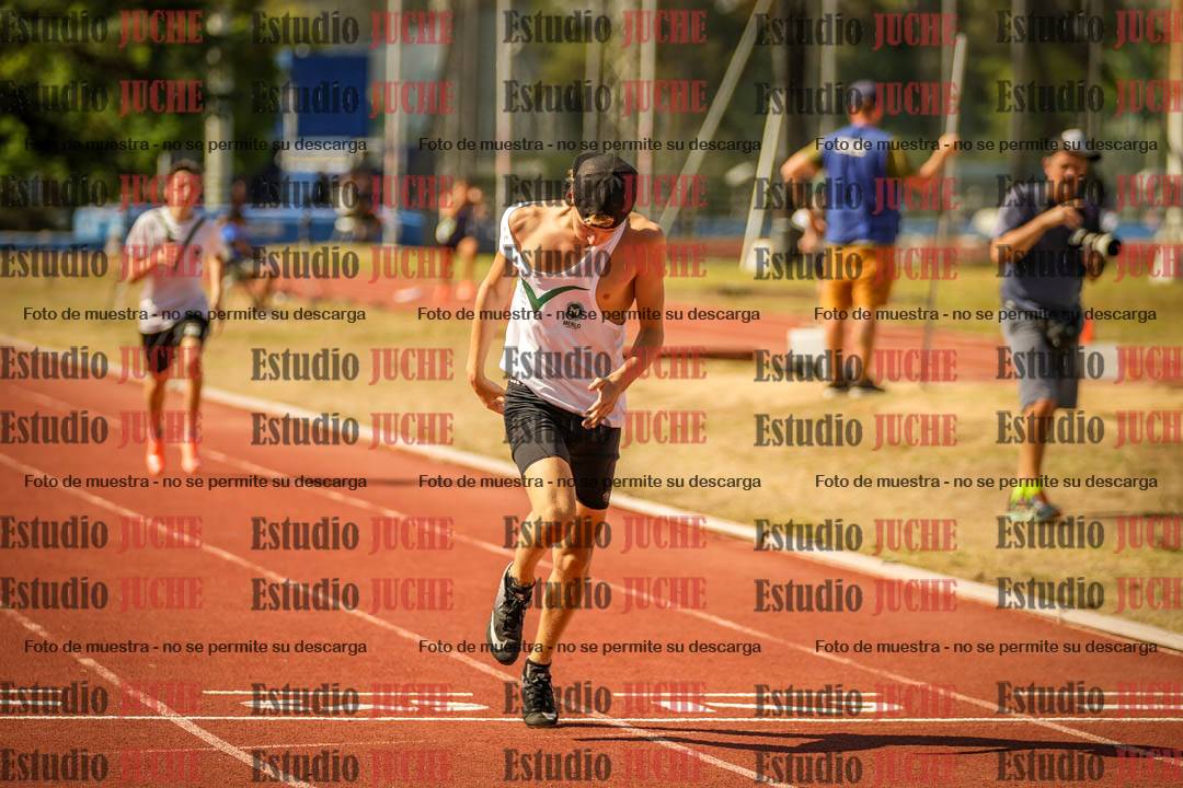 Fotos de los 400 m llanos de varones