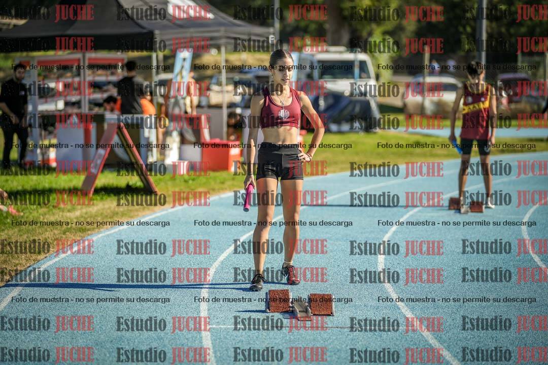 Fotos de las postas 4x200 m llanos de mujeres