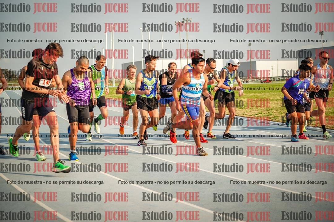 Fotos de los 3000 m llanos de varones