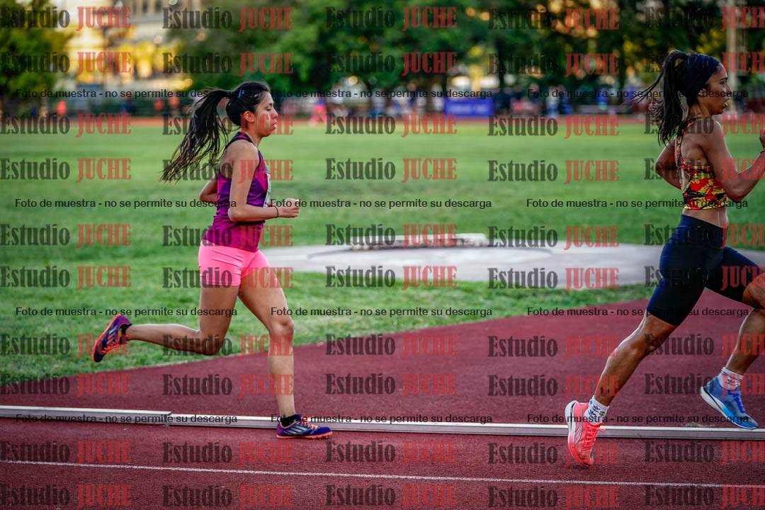 Fotos de los 1500 m llanos de mujeres