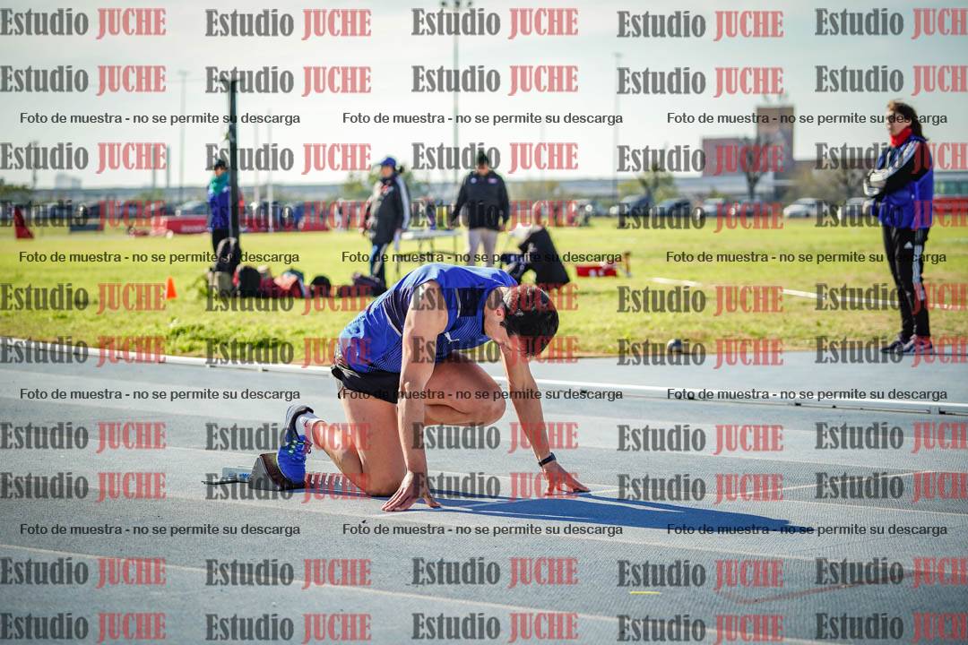 Fotos de los 400 m llanos de varones