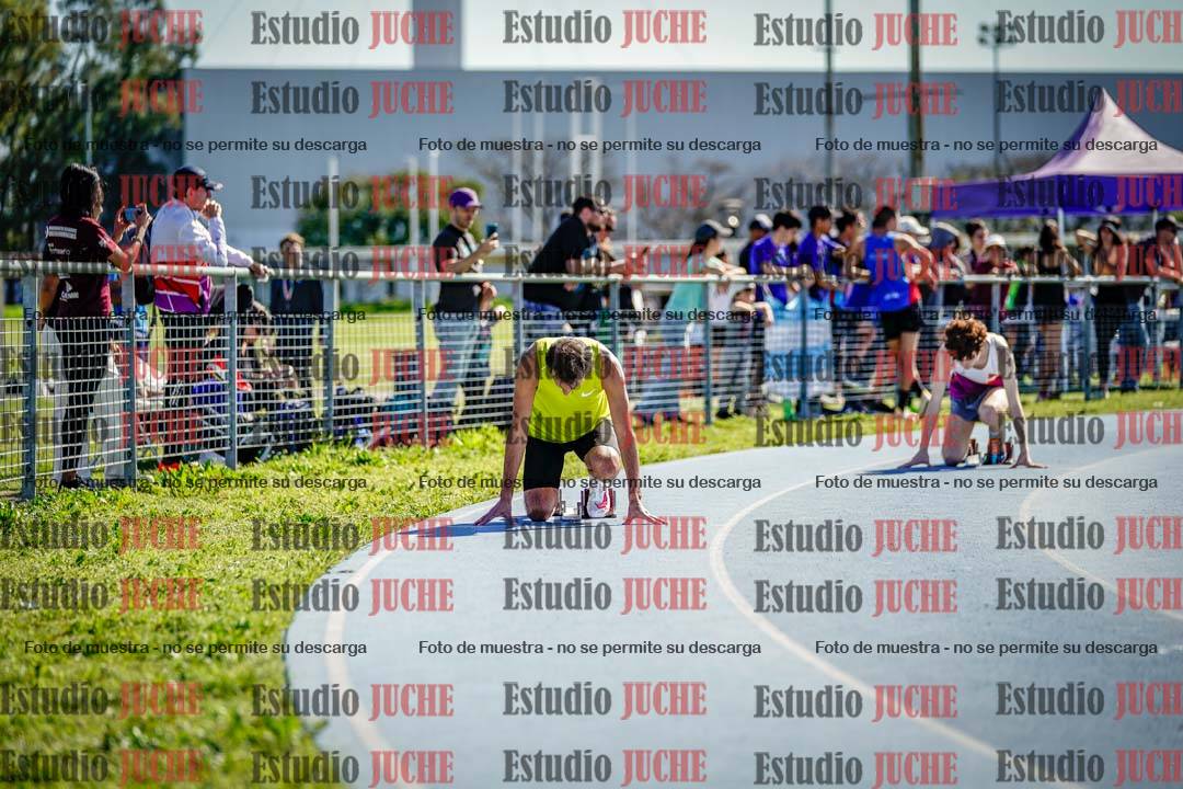 Fotos de los 400 m llanos de varones