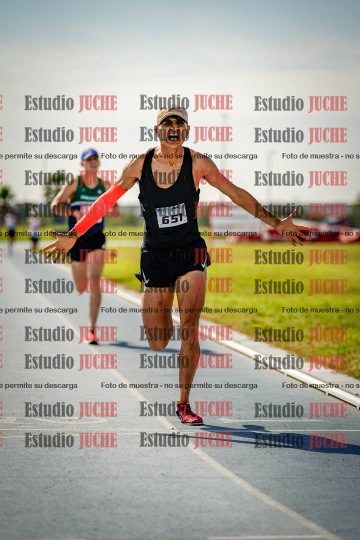Fotos de los 3000 m llanos de varones