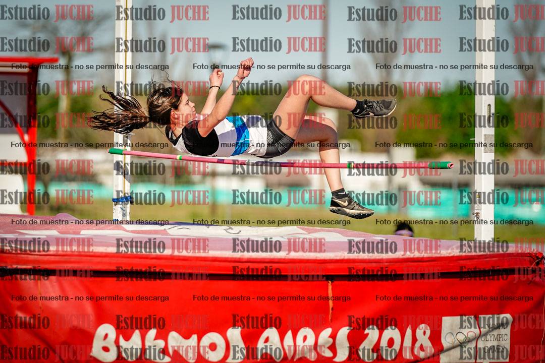 Fotos del salto en alto de mujeres y varones - U15
