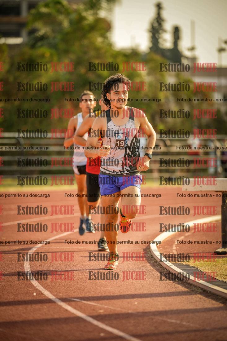 Fotos de los 1500 m llanos de varones