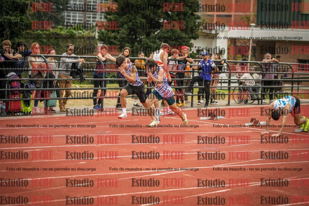 Fotos de los 100 m llanos de varones - FINAL