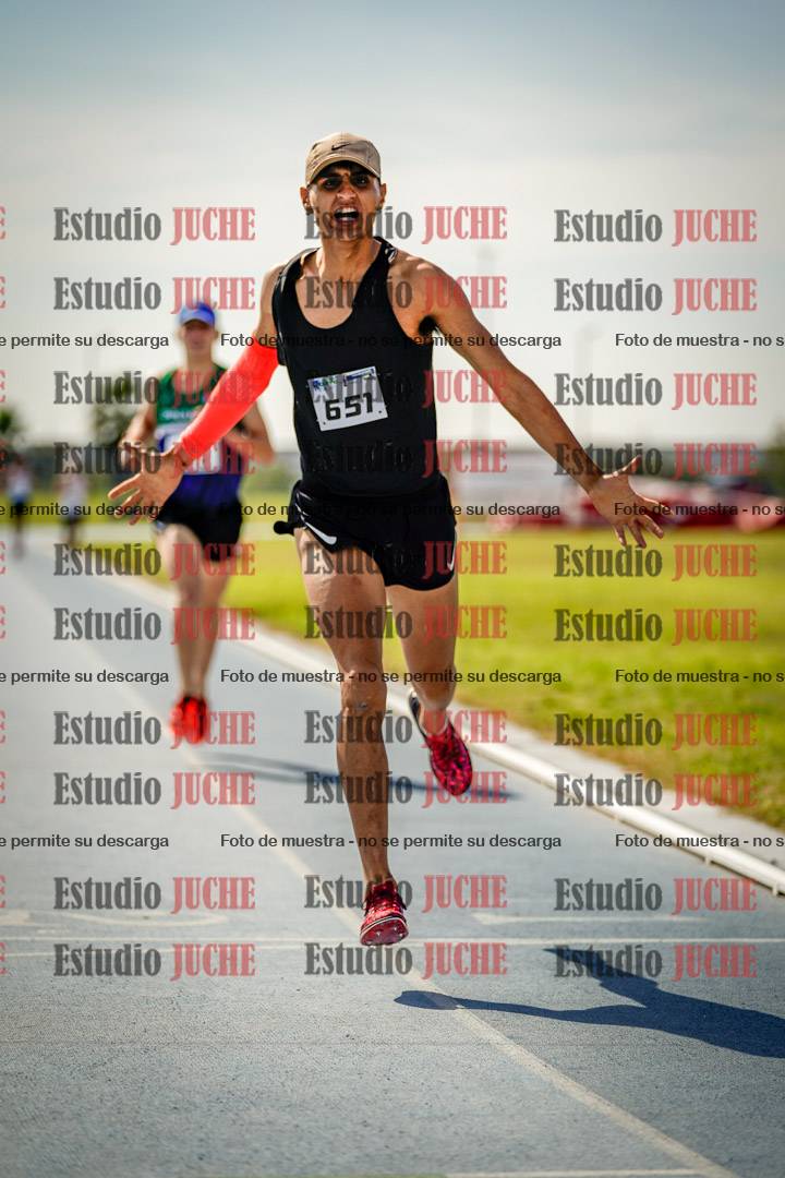 Fotos de los 3000 m llanos de varones