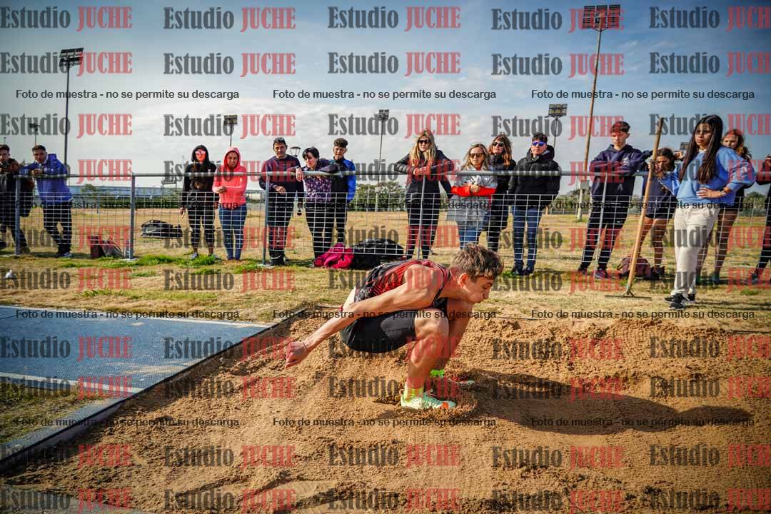 Fotos del salto triple de varones