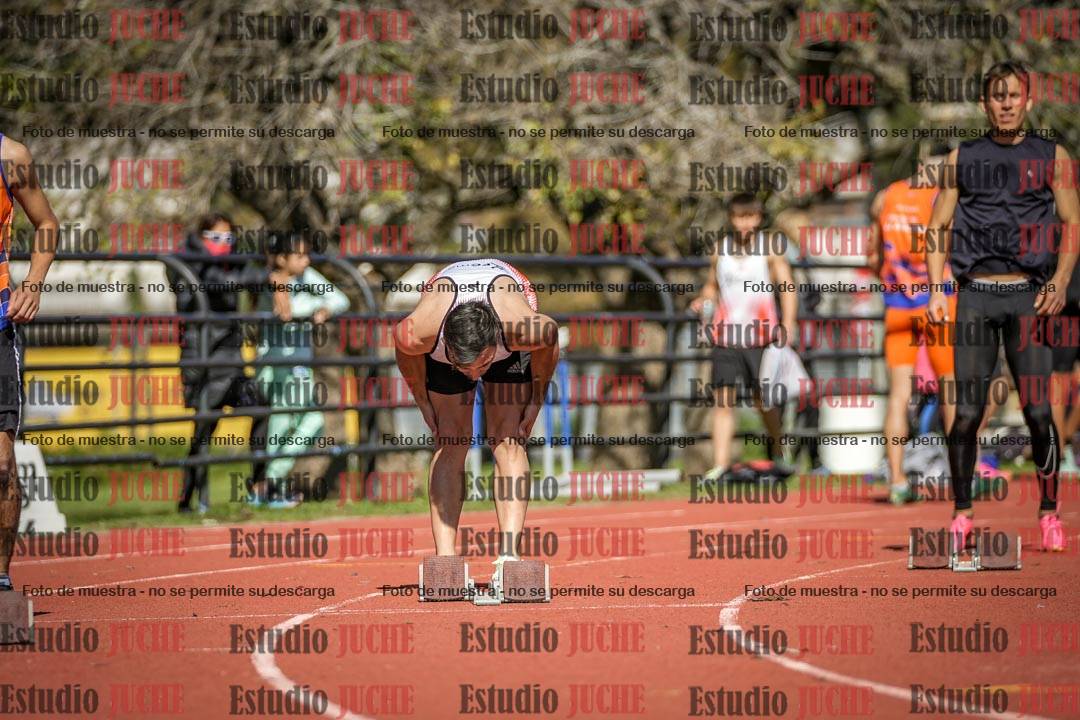 Fotos de los 200 m llanos de varones