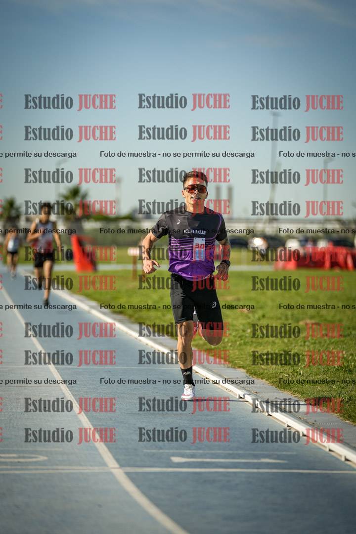 Fotos de los 1500 m llanos de varones