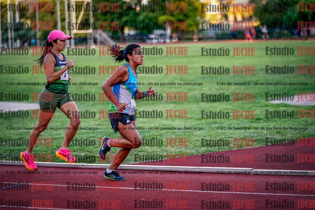 Fotos de los 1500 m llanos de mujeres