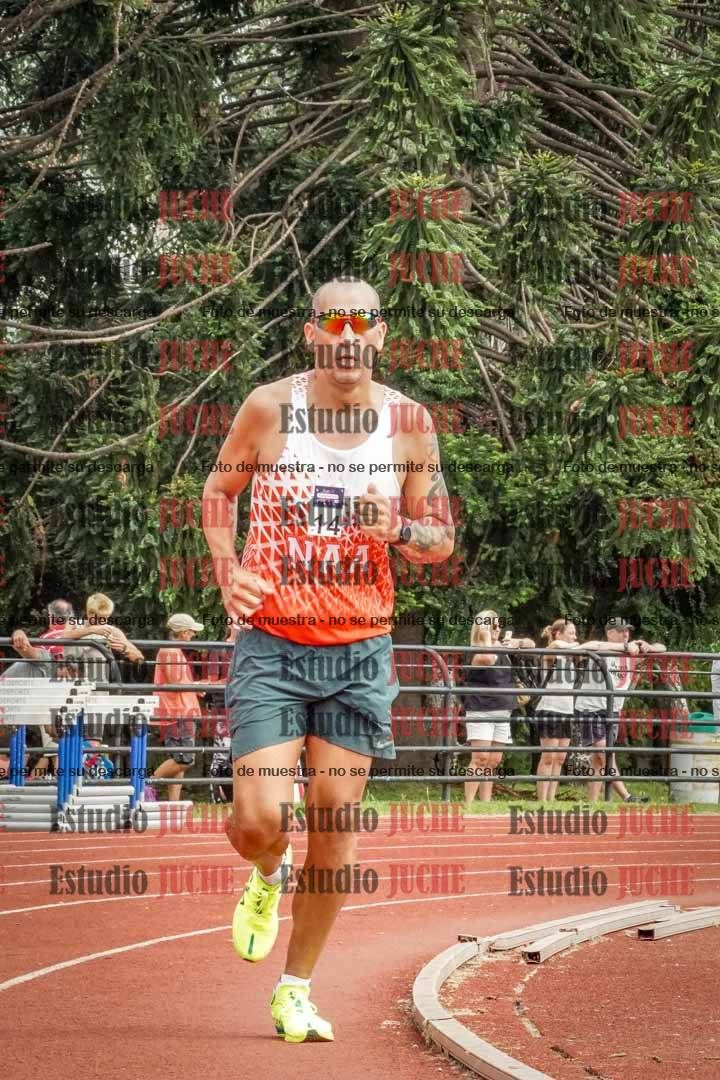 Fotos de los 3000 m llanos de varones