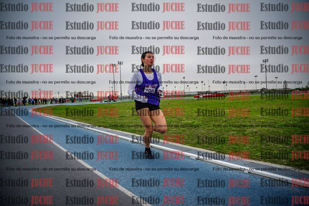 Fotos de los 2000 m llanos de mujeres U14 y U17 - varones U14