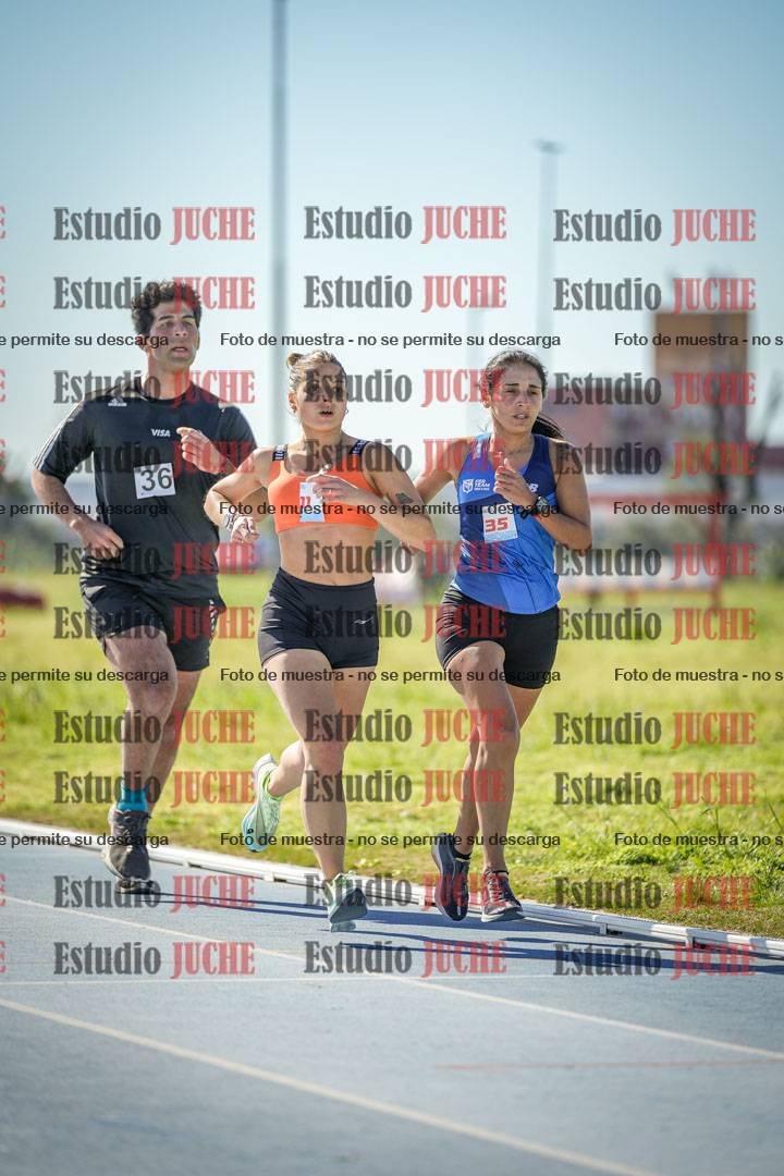 Fotos de los 5000 m llanos de mujeres y varones
