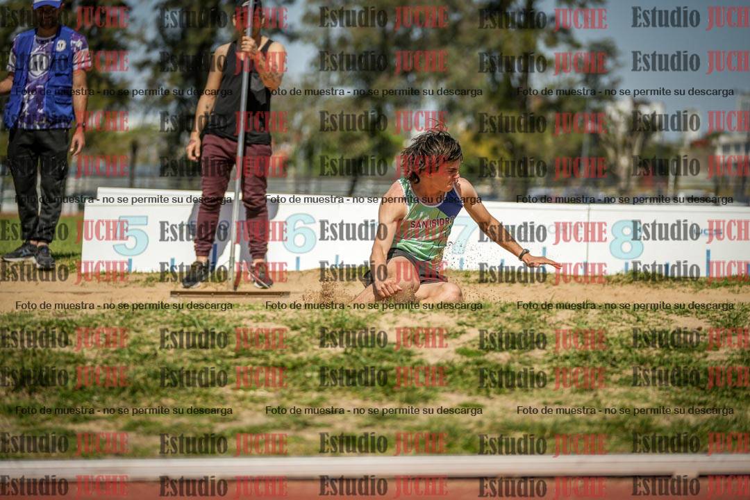 Fotos del salto en largo de varones - (incluye octatlón)