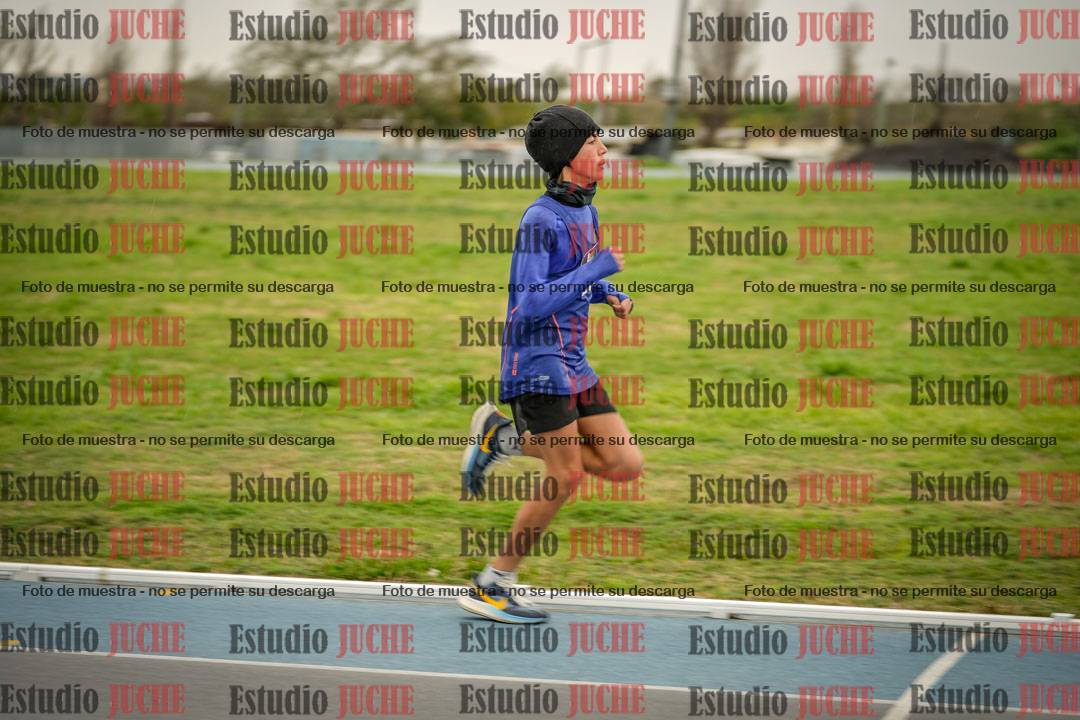 Fotos de los 2000 m llanos de mujeres U14 y U17 - varones U14