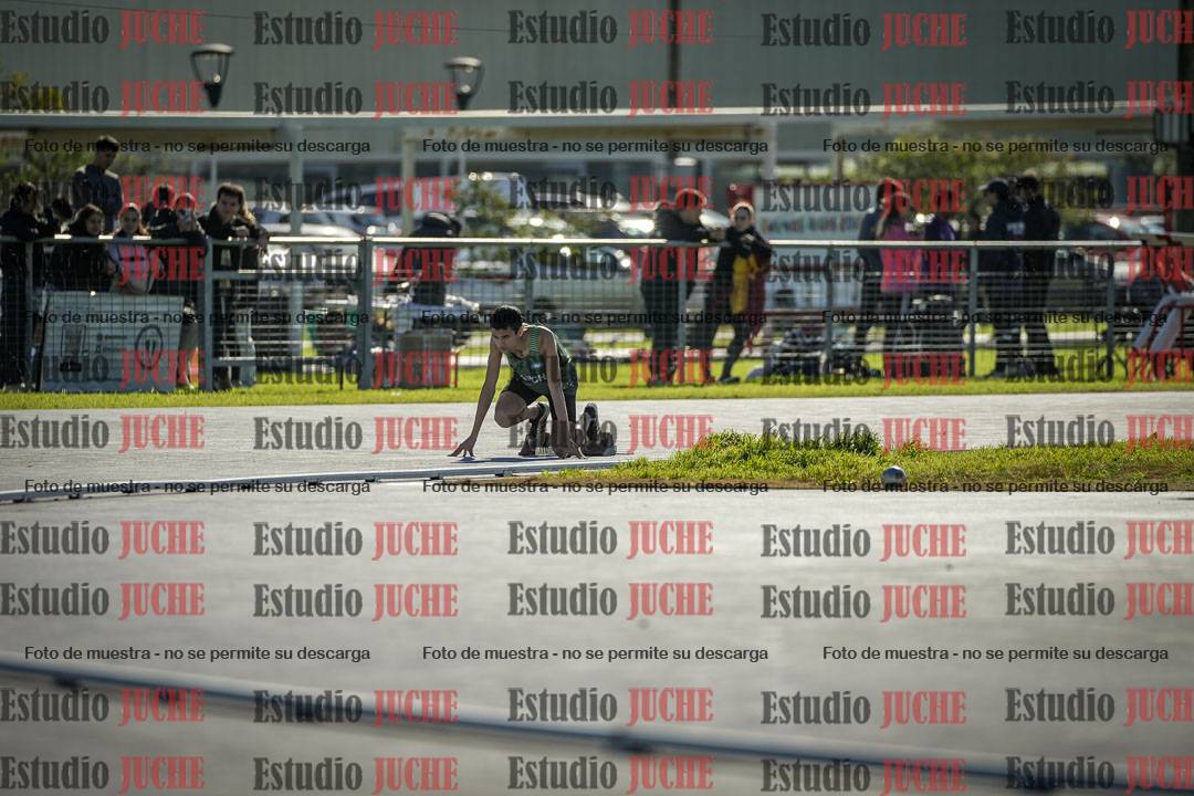 Fotos de los 400 m llanos de varones