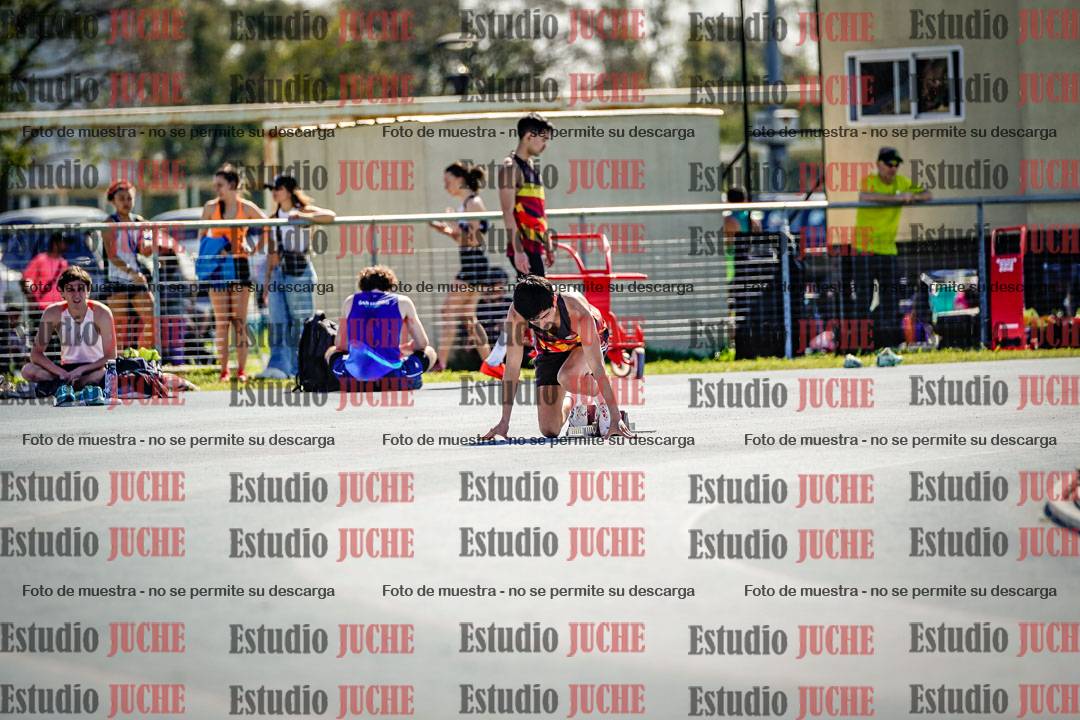 Fotos de los 400 m llanos de varones