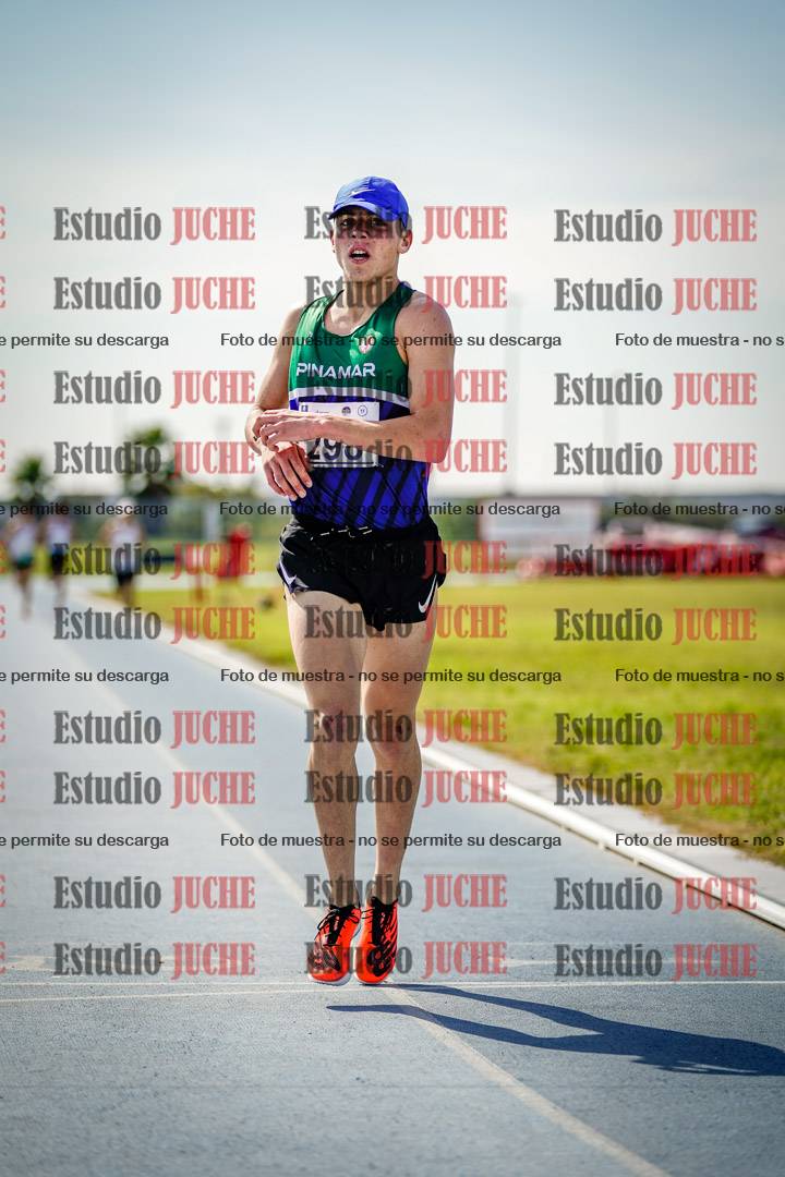 Fotos de los 3000 m llanos de varones