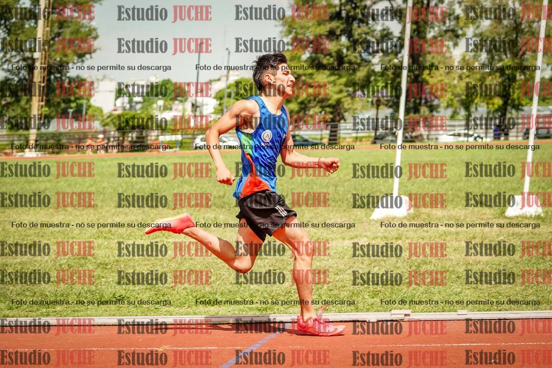 Fotos de los 400 m llanos de varones