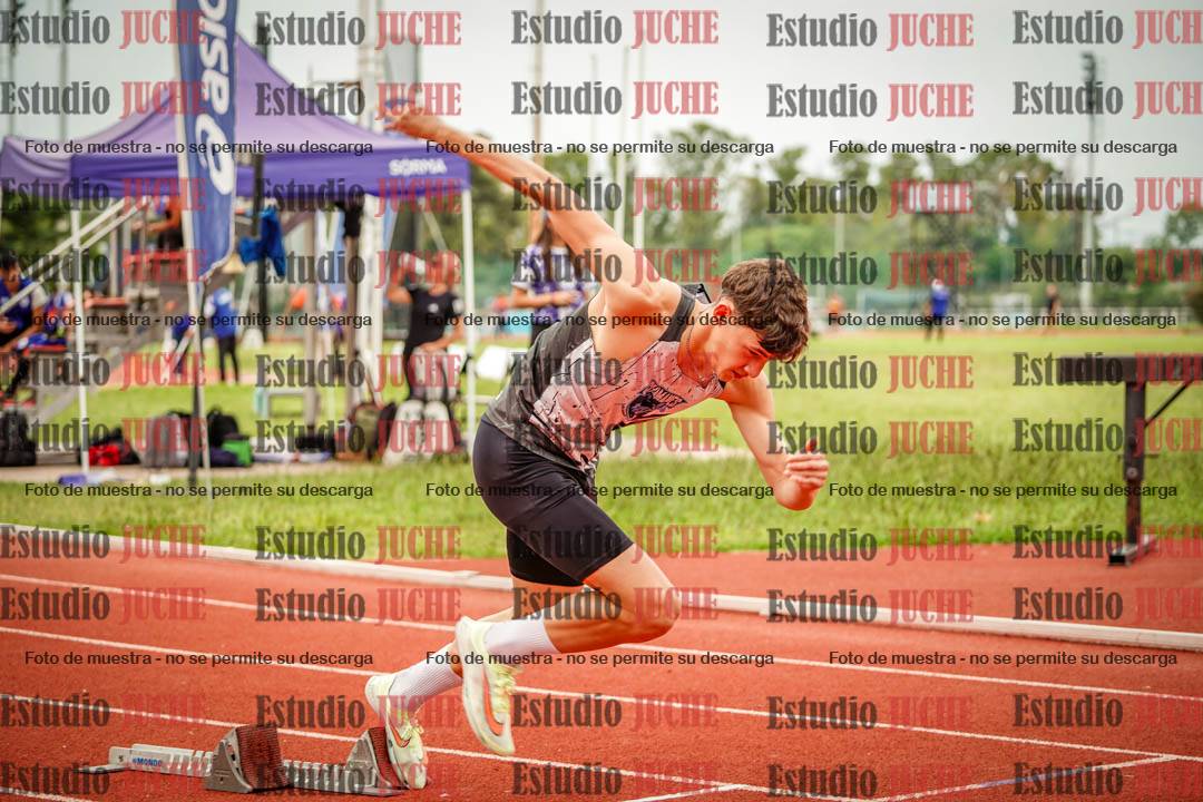 Fotos de los 400 m llanos de varones