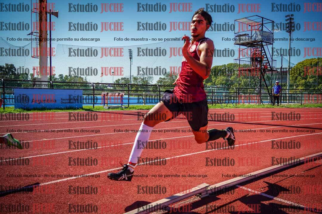 Fotos de los 200 m llanos de varones