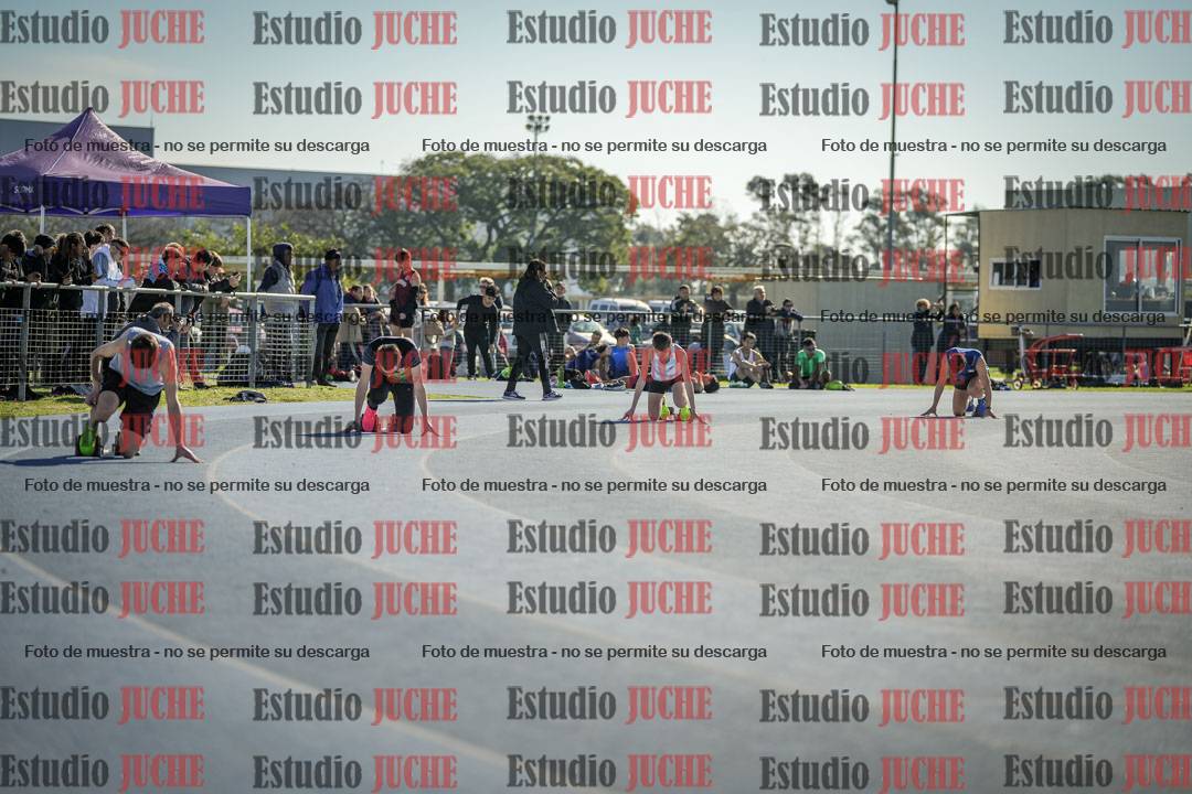 Fotos de los 400 m llanos de varones