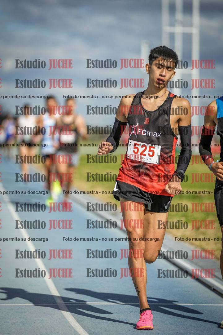 Fotos de los 5000 m llanos de varones