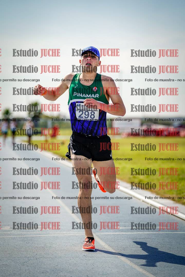 Fotos de los 3000 m llanos de varones
