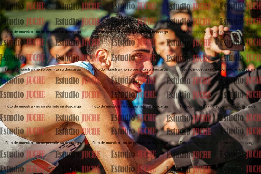 Fotos de algunos extras y podios del día 2