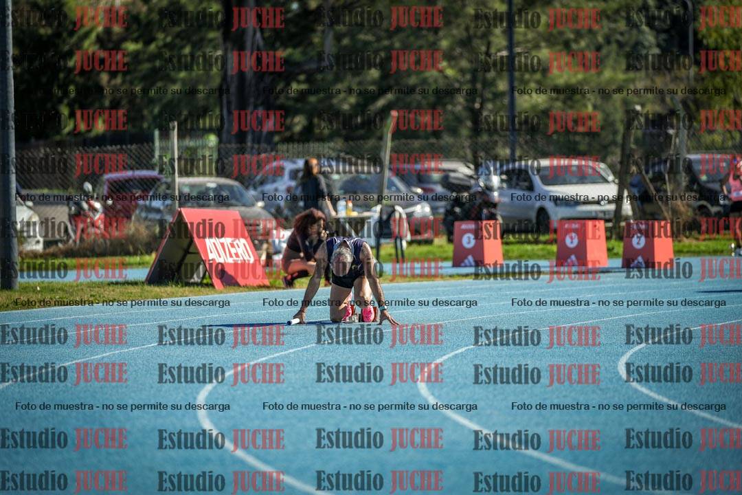 Fotos de las postas 4x200 m llanos de mujeres
