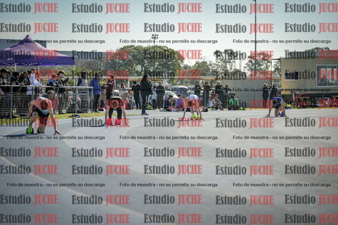 Fotos de los 400 m llanos de varones
