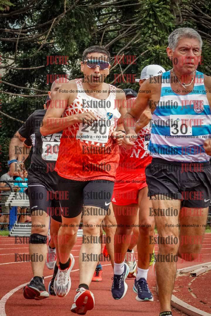 Fotos de los 3000 m llanos de varones