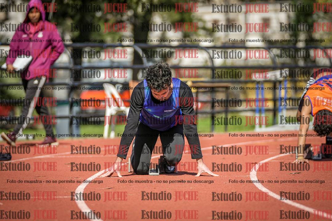 Fotos de los 200 m llanos de varones