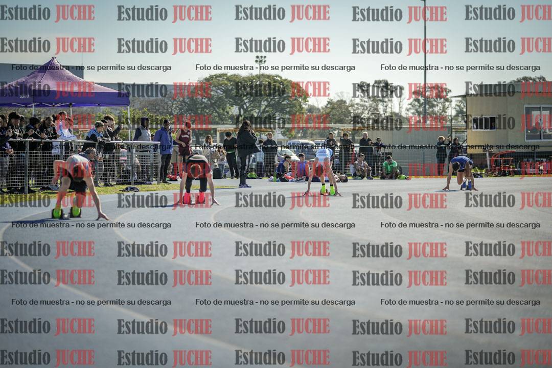 Fotos de los 400 m llanos de varones