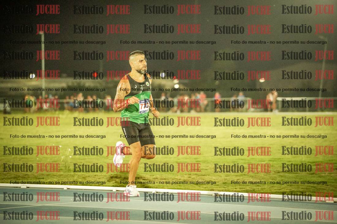 Fotos de los 3000 m llanos de varones
