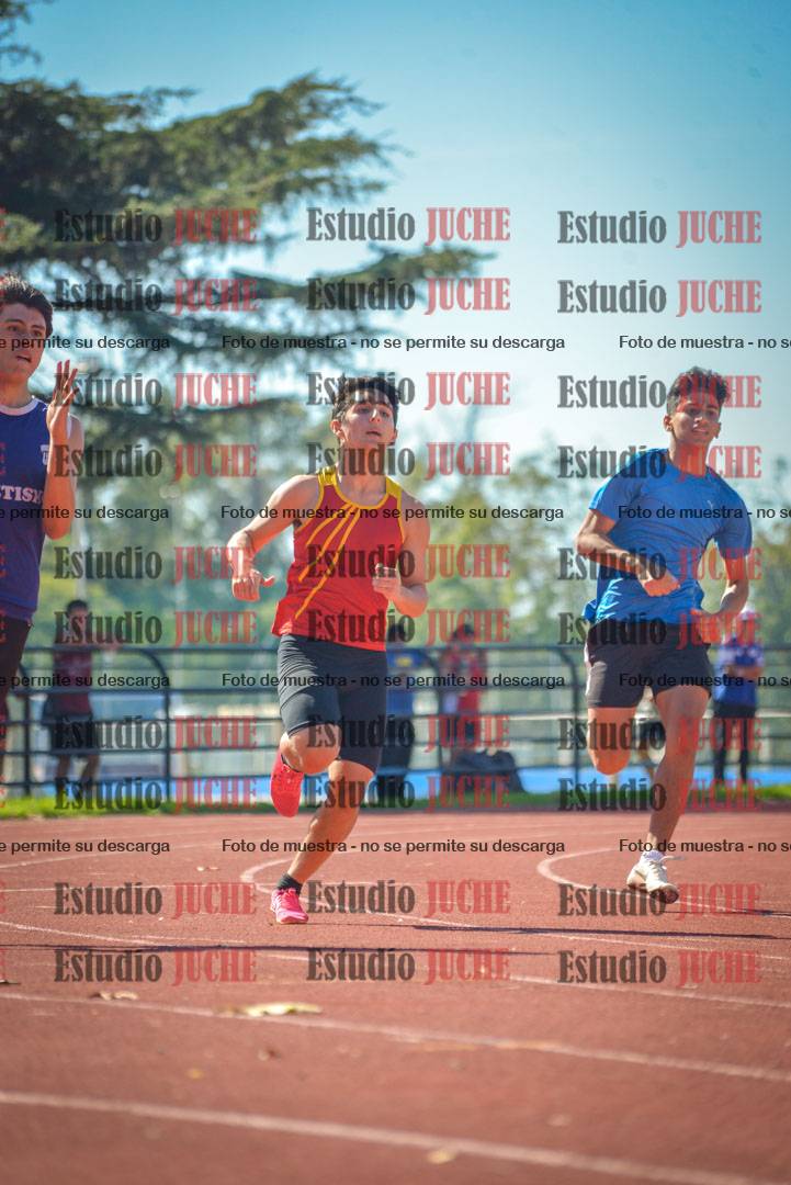 Fotos de los 200 m llanos de varones