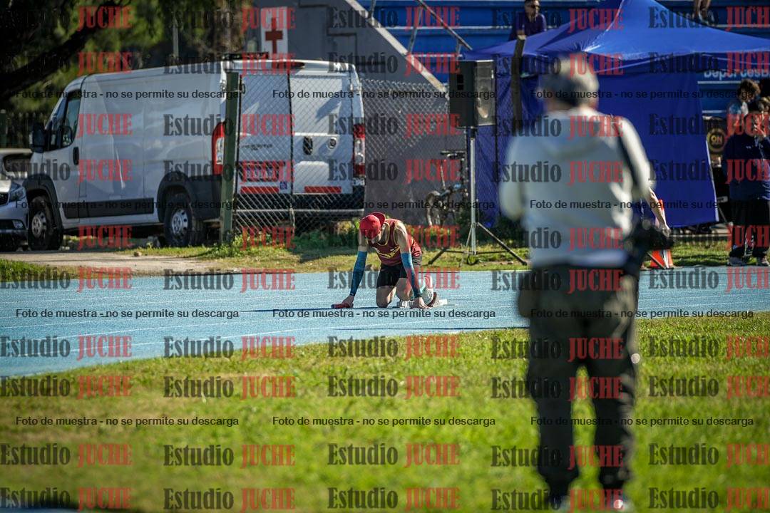 Fotos de las postas 4x200 m llanos de mujeres