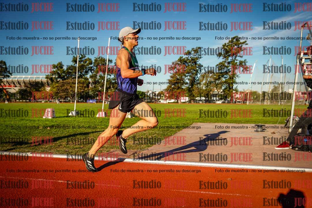 Fotos de los 3000 m llanos de varones