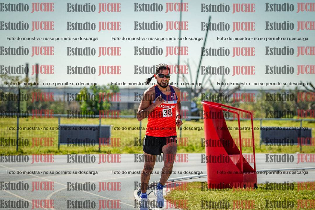 Fotos de los 5000 m llanos de mujeres y varones