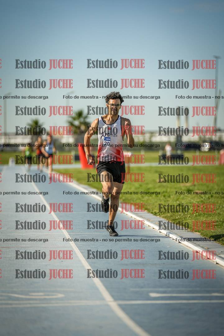 Fotos de los 1500 m llanos de varones