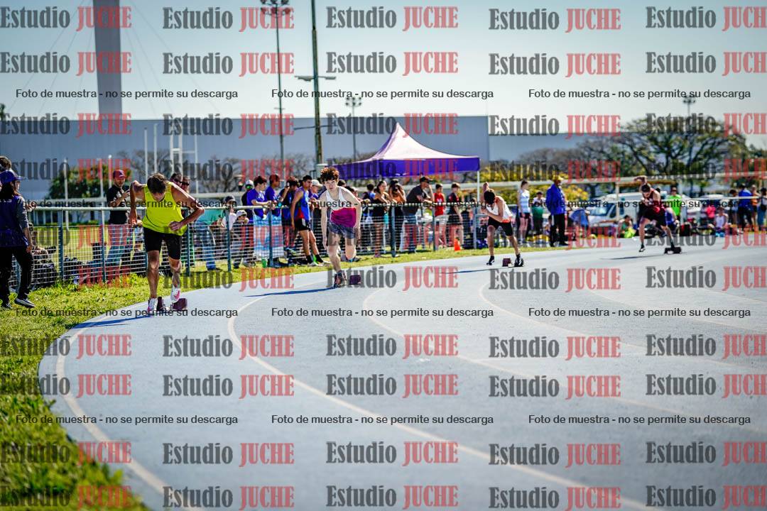 Fotos de los 400 m llanos de varones