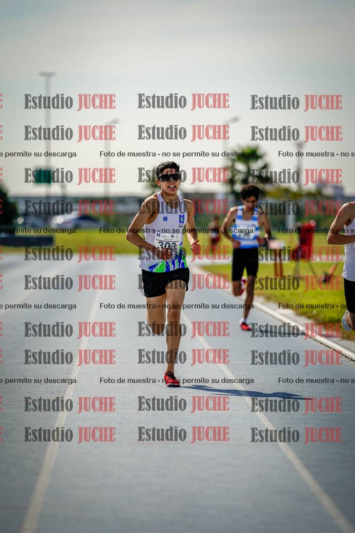 Fotos de los 3000 m llanos de varones
