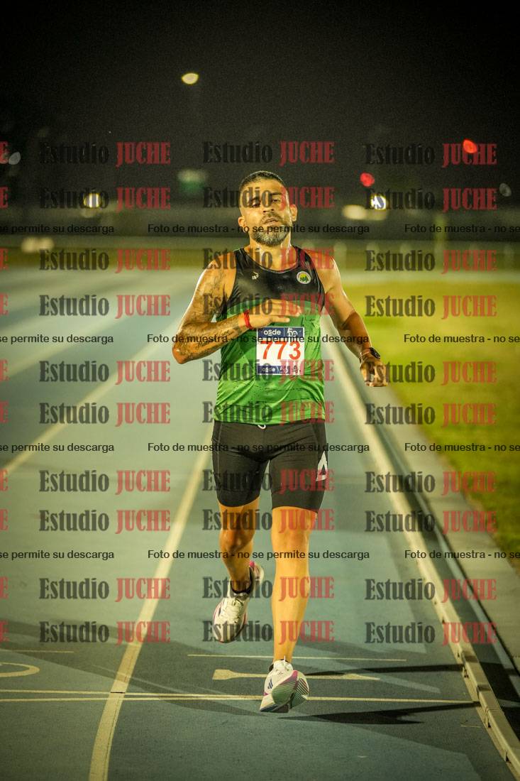 Fotos de los 3000 m llanos de varones