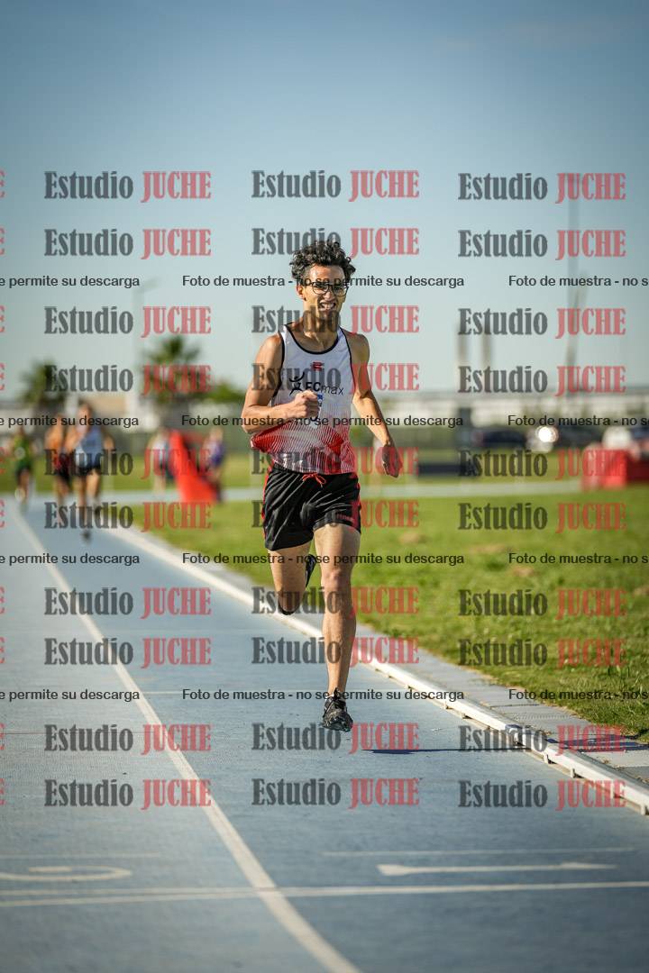 Fotos de los 1500 m llanos de varones