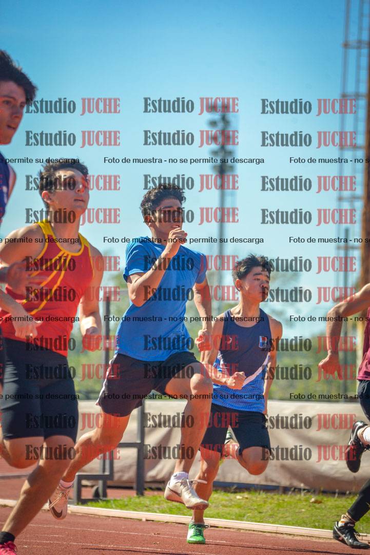 Fotos de los 200 m llanos de varones