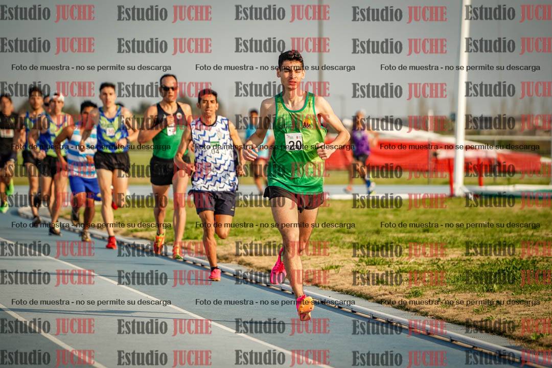 Fotos de los 3000 m llanos de varones