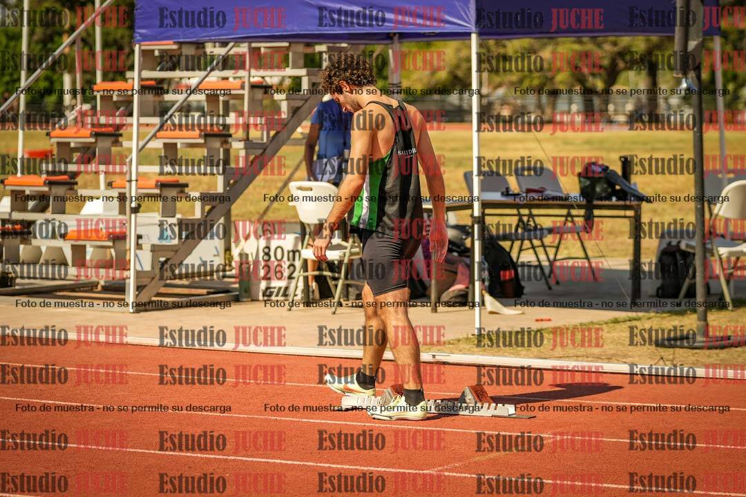 Fotos de los 400 m llanos de varones