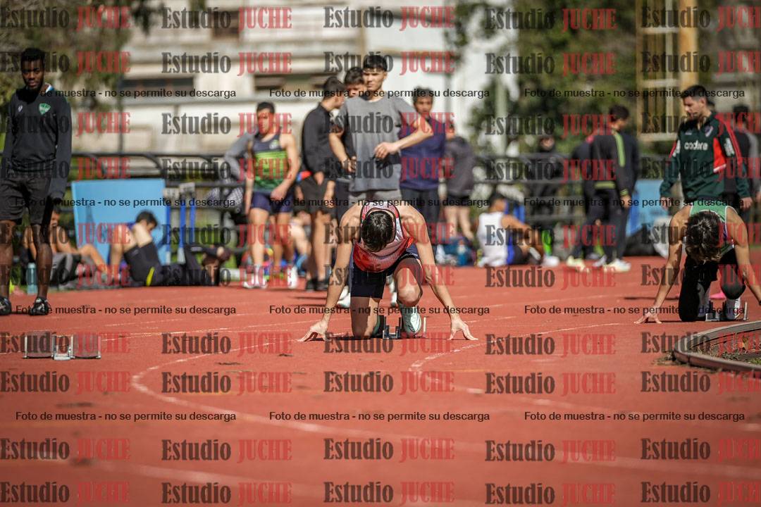 Fotos de los 200 m llanos de varones