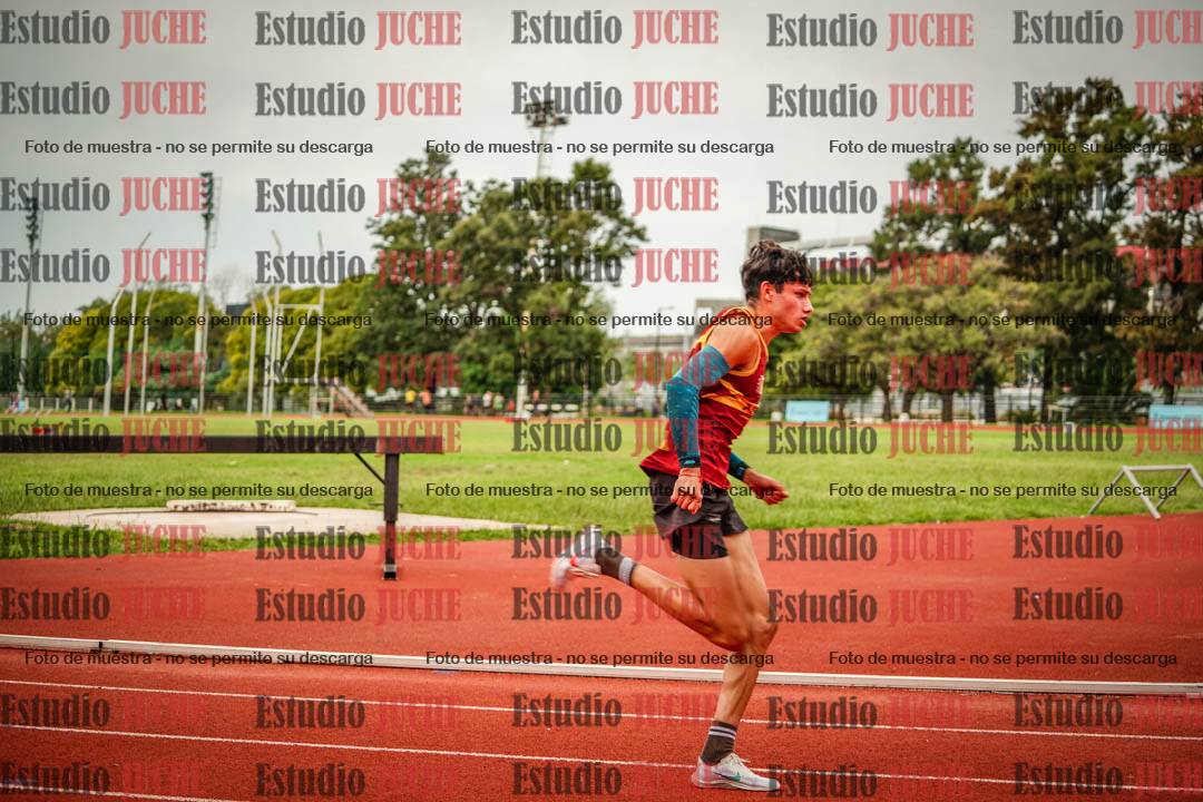 Fotos de los 400 m llanos de varones